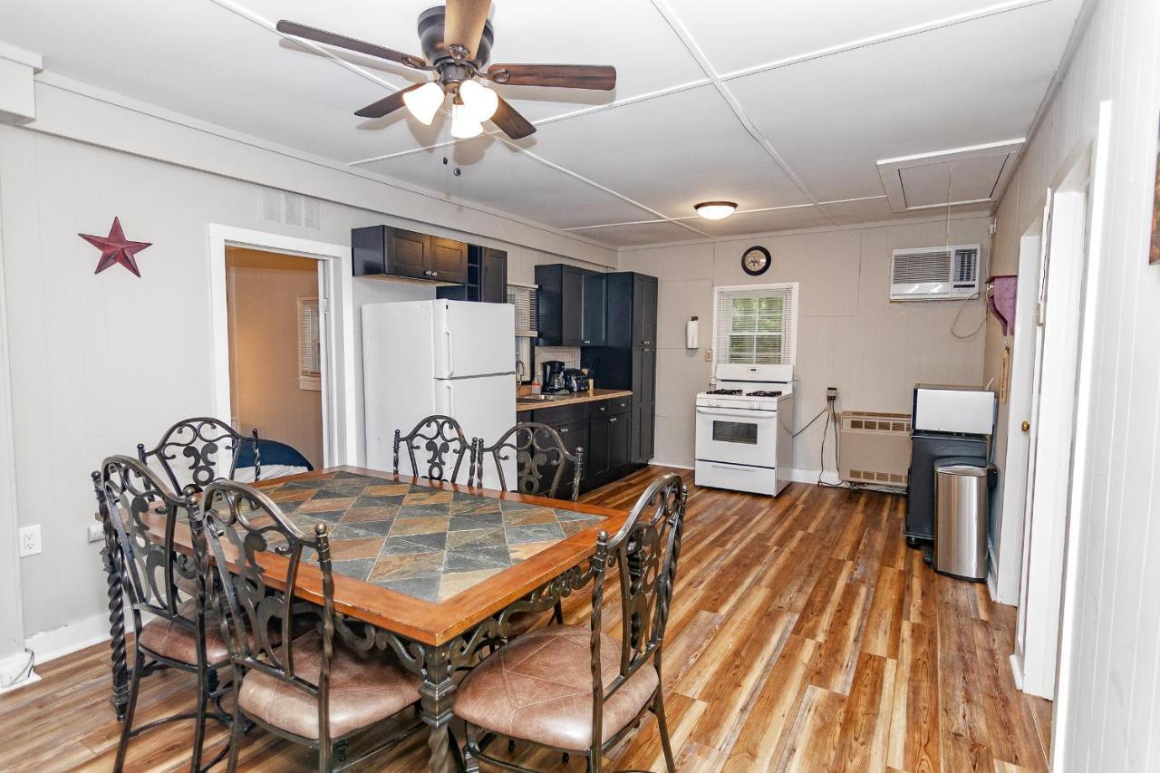 Camelback Cottage - On One Acre & Near Local Attractions Tannersville Dış mekan fotoğraf