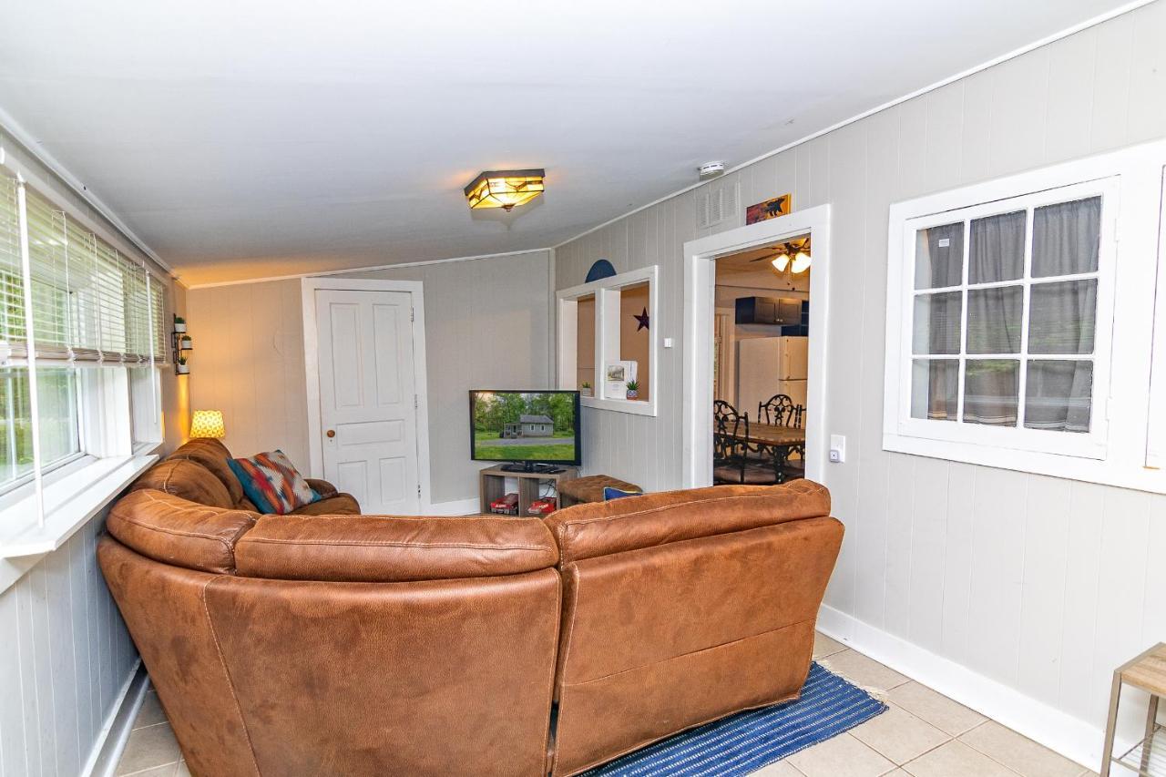 Camelback Cottage - On One Acre & Near Local Attractions Tannersville Dış mekan fotoğraf